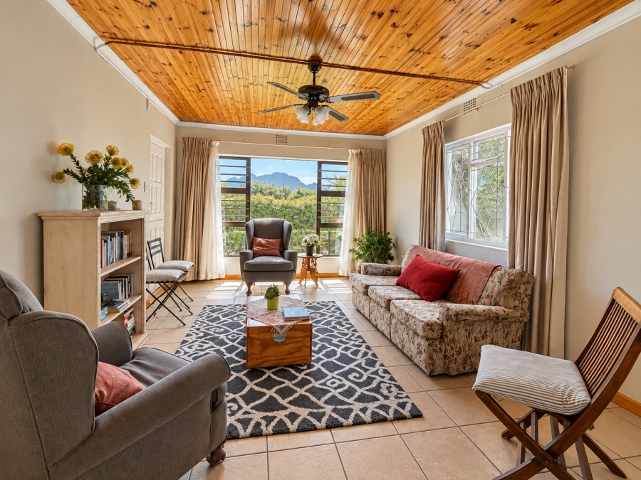 4 Bedroom Property for Sale in Jamestown Western Cape